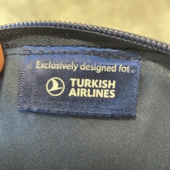 Salvatore Ferragamo Fragrance for Turkish Air Blue Travel Bag Cosmetic Case - Picture 5 of 5